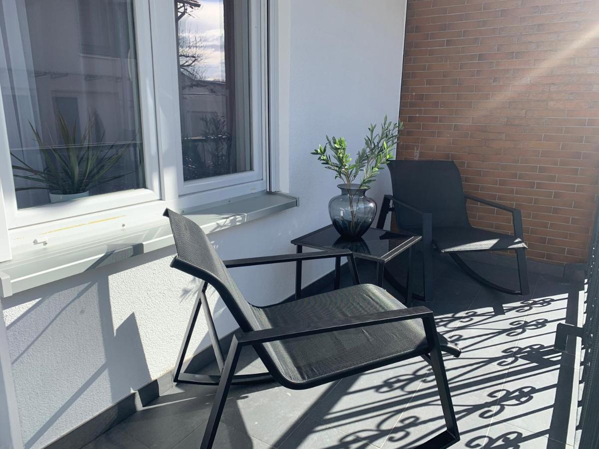 Prime Host Balcony Apartment Karlsruhe Exterior photo